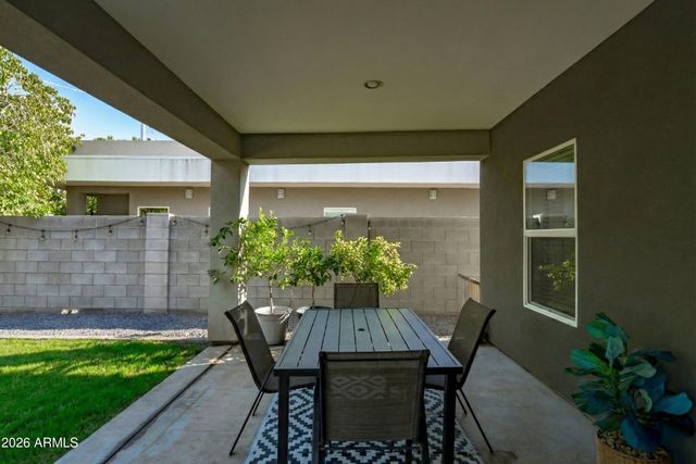 2324 E HARVARD Street, Phoenix, AZ 85006