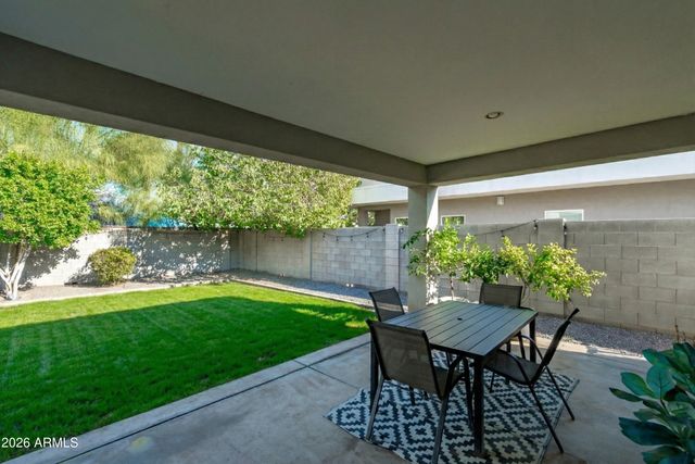 2324 E HARVARD Street, Phoenix, AZ 85006