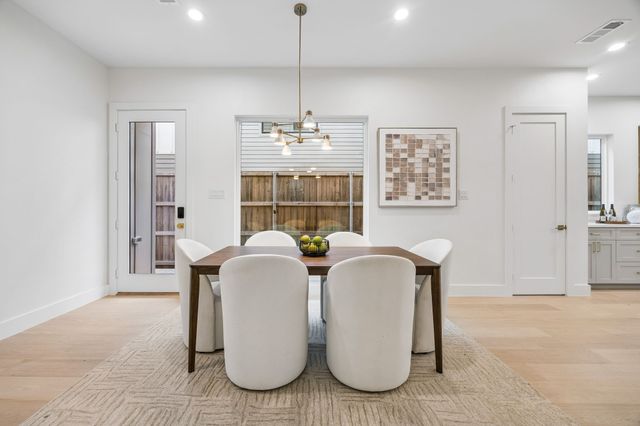 5605 Santa Fe Avenue, Dallas, TX 75214