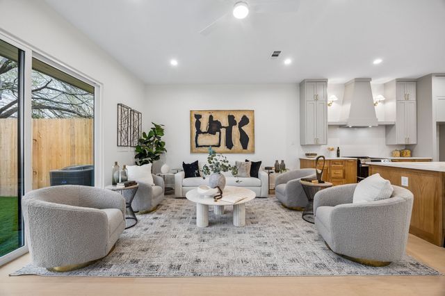 5605 Santa Fe Avenue, Dallas, TX 75214