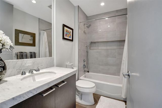 110 SE 2nd ST 203, Delray Beach, FL 33444