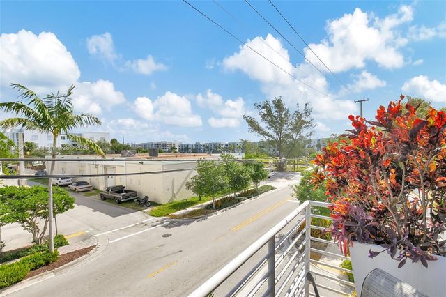 110 SE 2nd ST 203, Delray Beach, FL 33444