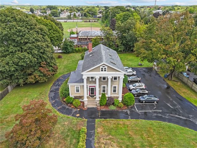 21 Federal Street, Warren, RI 02885
