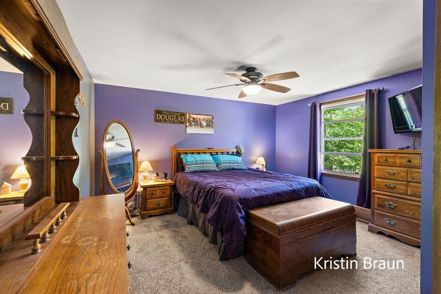 5185 Pine Ridge Drive, Norton Shores City, MI 49441