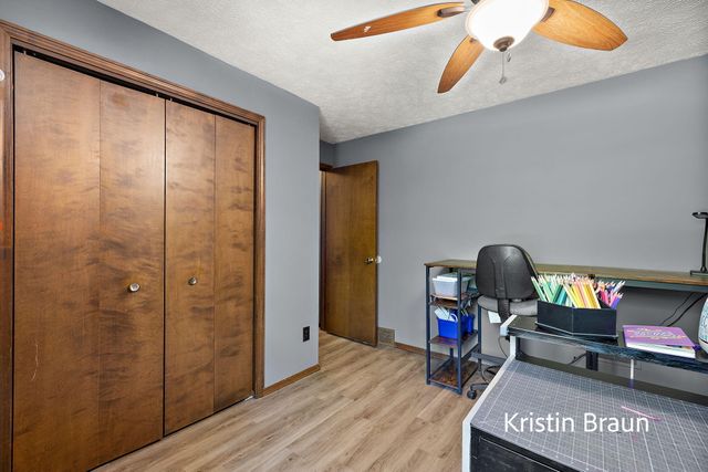 5185 Pine Ridge Drive, Norton Shores City, MI 49441
