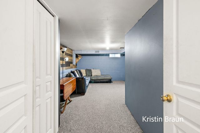 5185 Pine Ridge Drive, Norton Shores City, MI 49441