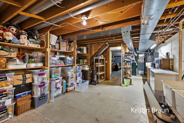 5185 Pine Ridge Drive, Norton Shores City, MI 49441