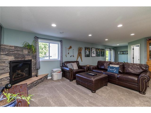 494 Northern Lights Drive, Prescott, WI 54021