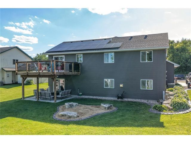 494 Northern Lights Drive, Prescott, WI 54021