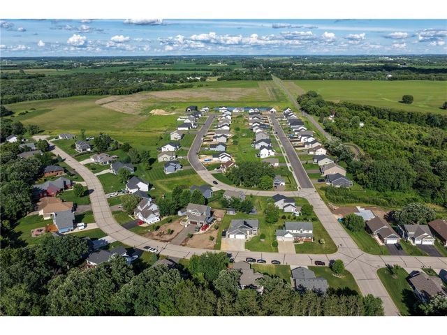 494 Northern Lights Drive, Prescott, WI 54021