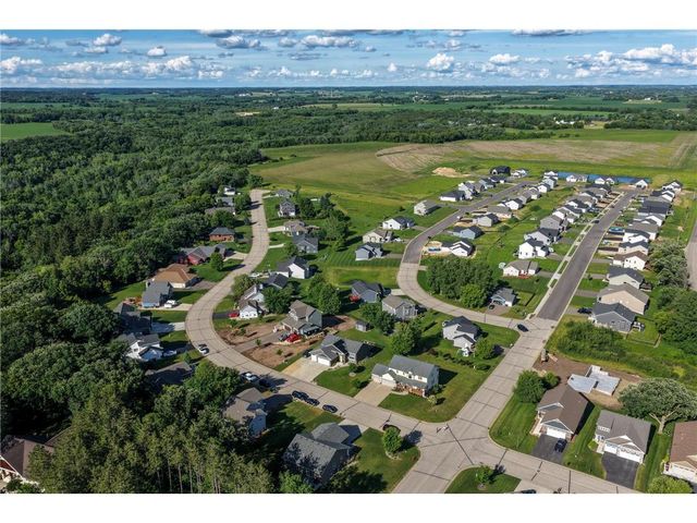 494 Northern Lights Drive, Prescott, WI 54021