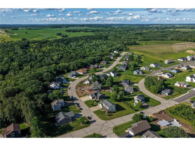 494 Northern Lights Drive, Prescott, WI 54021