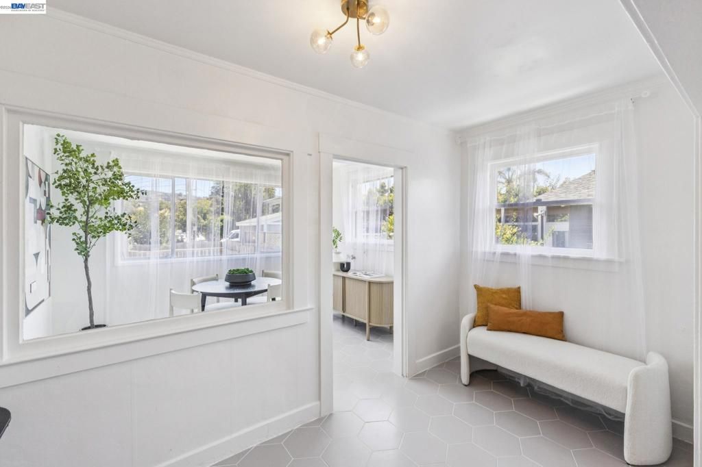 Image 16 of property listing at 4220 Suter St, Oakland, CA 94619