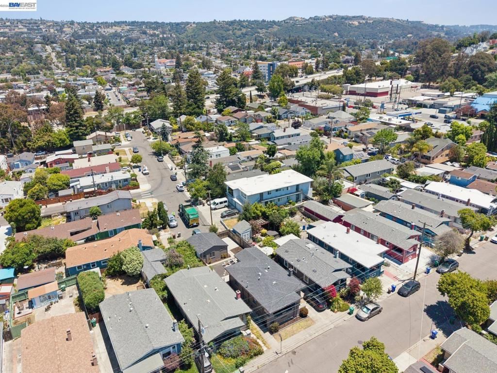 Image 39 of property listing at 4220 Suter St, Oakland, CA 94619