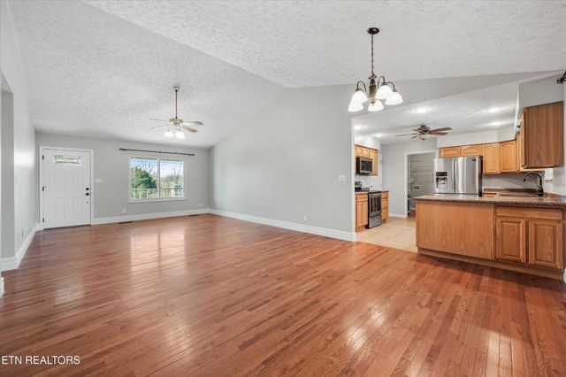 150 Maple Ridge Lane, Seymour, TN 37865