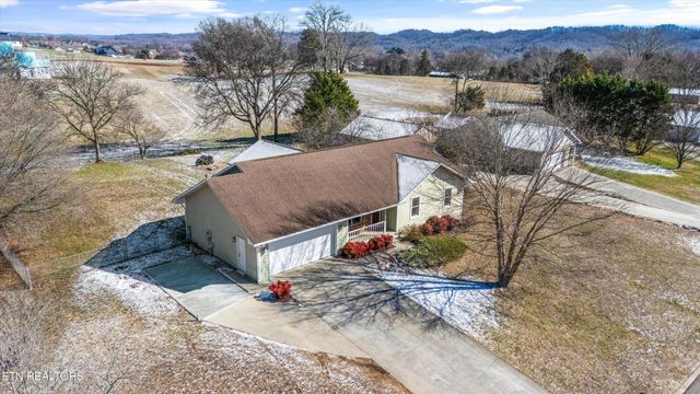 150 Maple Ridge Lane, Seymour, TN 37865