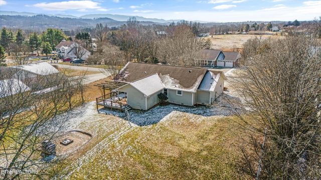 150 Maple Ridge Lane, Seymour, TN 37865