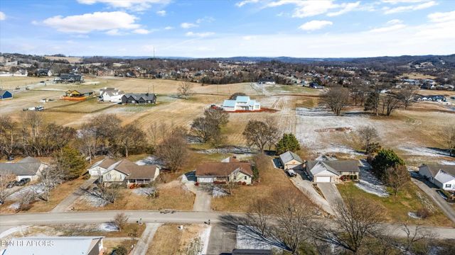 150 Maple Ridge Lane, Seymour, TN 37865