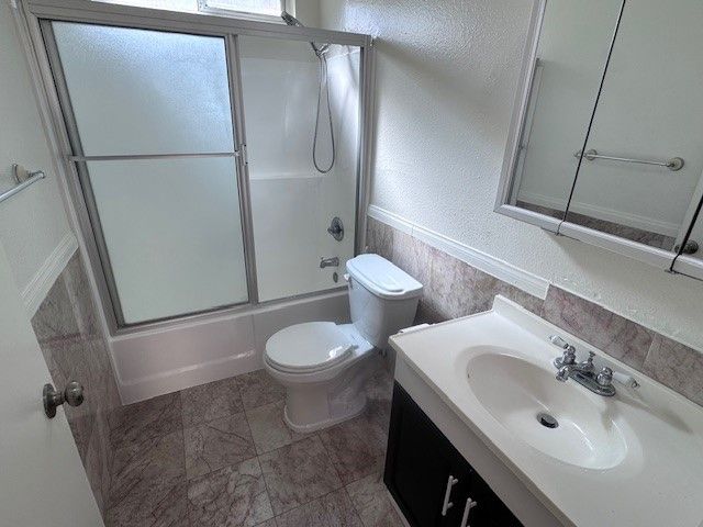 6936 Agnes Avenue 1, North Hollywood, CA 91605