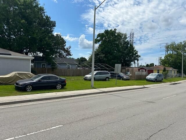 2257 Cosgrove Avenue, North Charleston, SC 29405