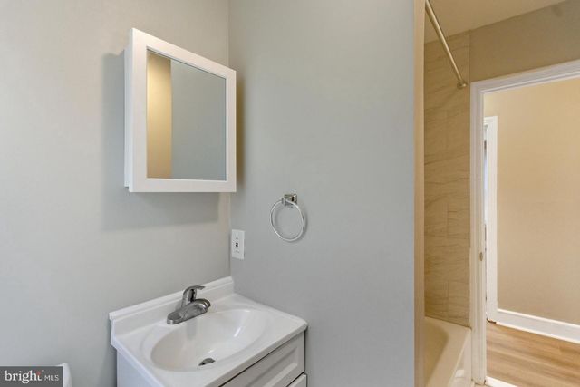 2530 COLLINS ST, Philadelphia, PA 19125