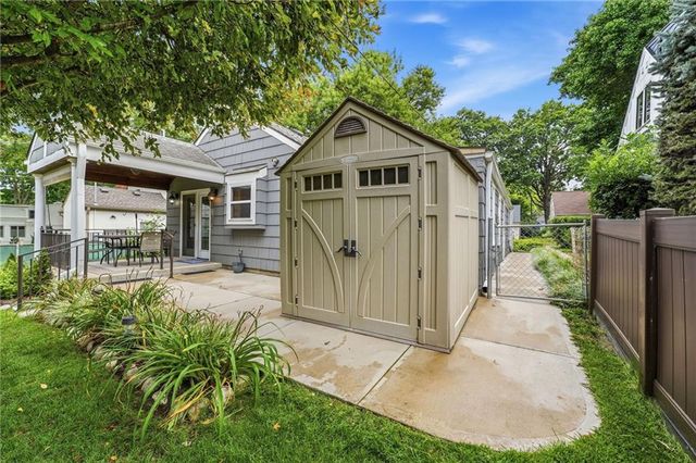 4951 Norwood Street, Westwood, KS 66205