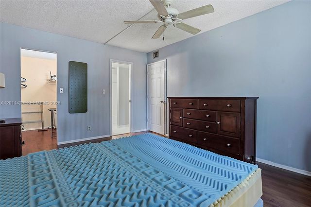 3083 N Oakland Forest Dr 206, Oakland Park, FL 33309