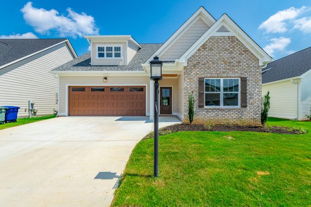 1036 Silverpine Drive, Chattanooga, TN 37421