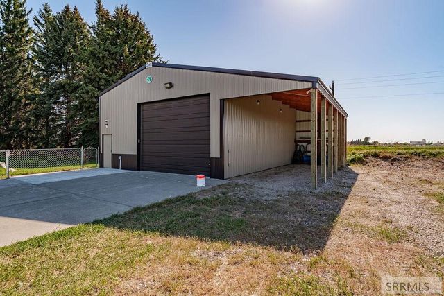 111 E 65th S, Idaho Falls, ID 83404