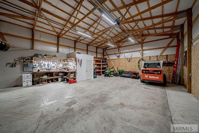 111 E 65th S, Idaho Falls, ID 83404