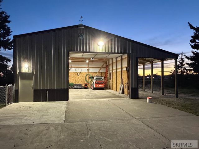 111 E 65th S, Idaho Falls, ID 83404