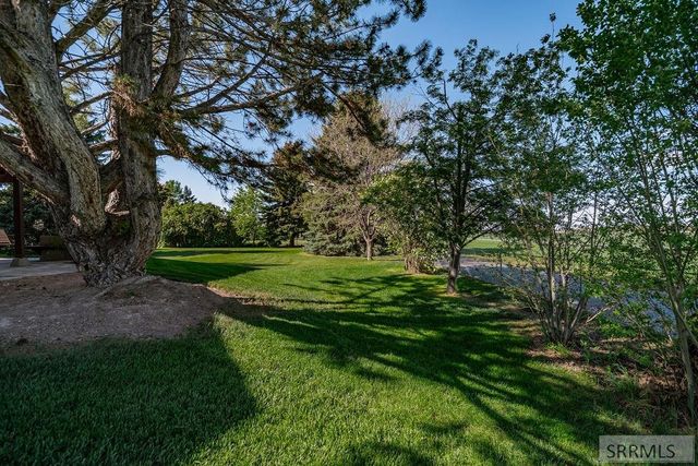111 E 65th S, Idaho Falls, ID 83404