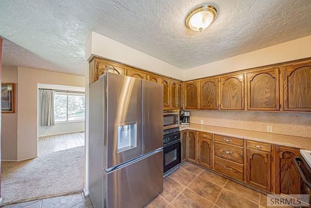 111 E 65th S, Idaho Falls, ID 83404