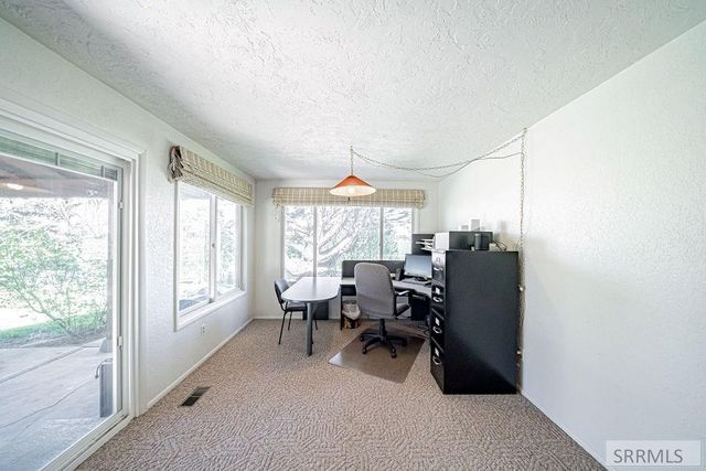 111 E 65th S, Idaho Falls, ID 83404