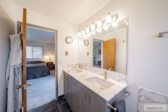 111 E 65th S, Idaho Falls, ID 83404