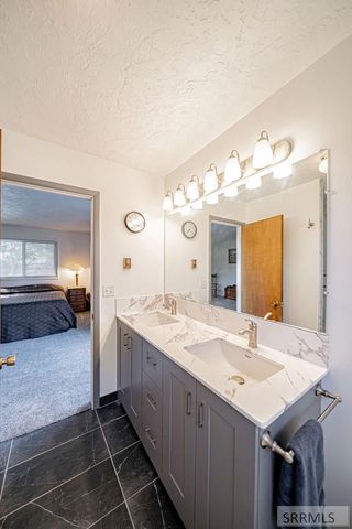 111 E 65th S, Idaho Falls, ID 83404
