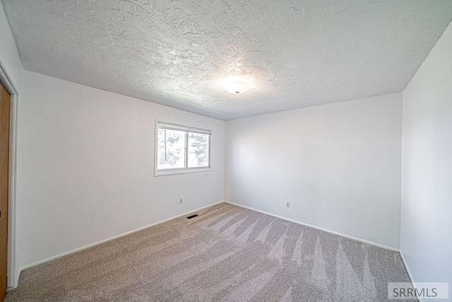 111 E 65th S, Idaho Falls, ID 83404