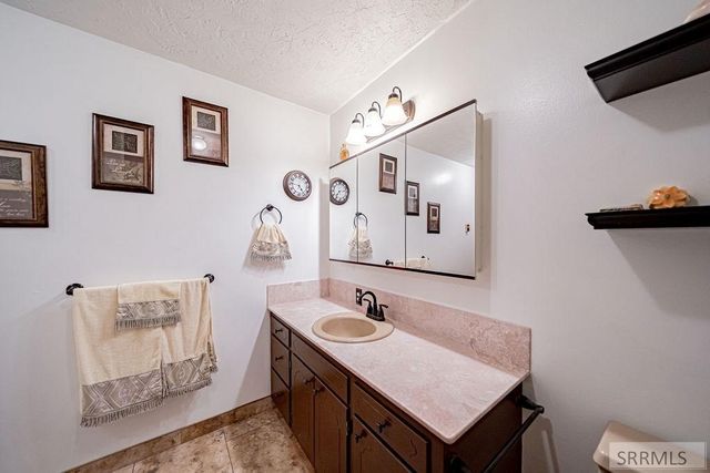111 E 65th S, Idaho Falls, ID 83404