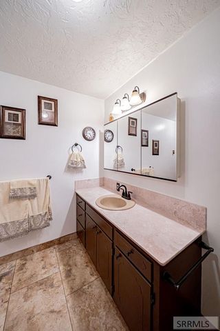 111 E 65th S, Idaho Falls, ID 83404