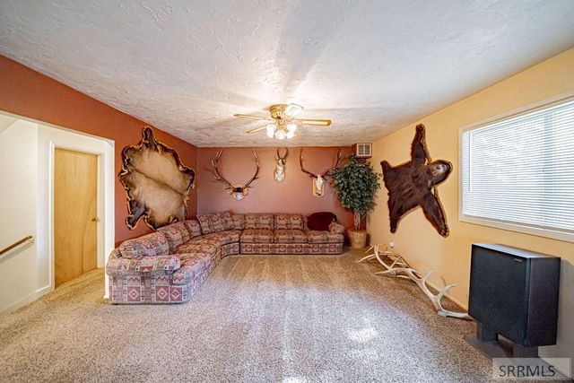 111 E 65th S, Idaho Falls, ID 83404