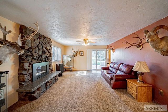 111 E 65th S, Idaho Falls, ID 83404