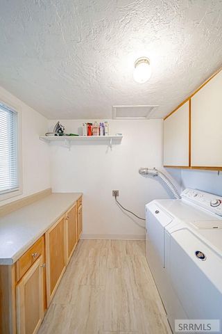111 E 65th S, Idaho Falls, ID 83404
