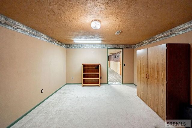 111 E 65th S, Idaho Falls, ID 83404