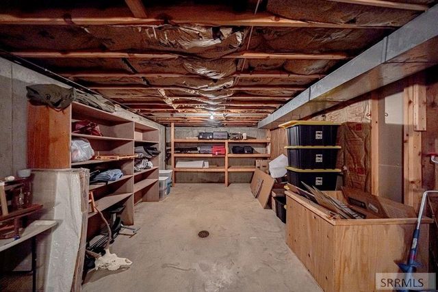 111 E 65th S, Idaho Falls, ID 83404