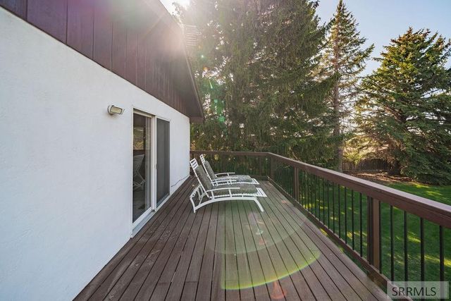 111 E 65th S, Idaho Falls, ID 83404