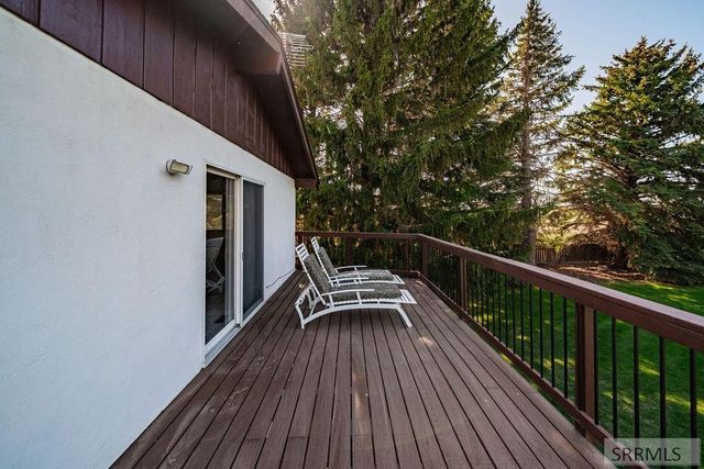111 E 65th S, Idaho Falls, ID 83404