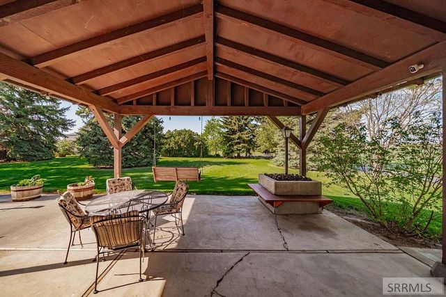 111 E 65th S, Idaho Falls, ID 83404