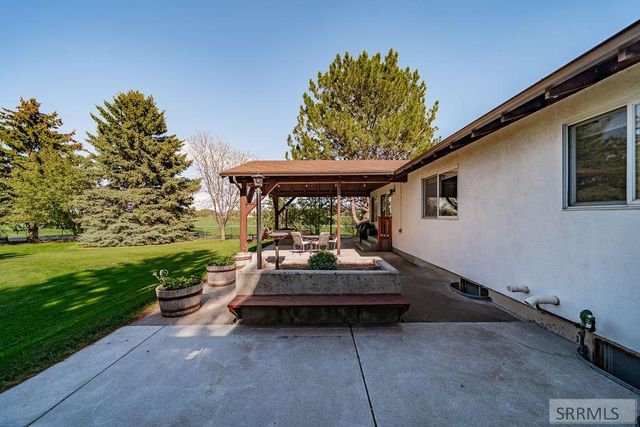 111 E 65th S, Idaho Falls, ID 83404