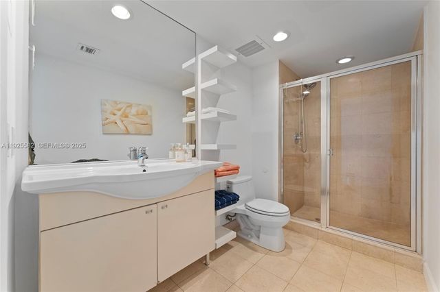 1830 S Ocean Dr 1612, Hallandale Beach, FL 33009