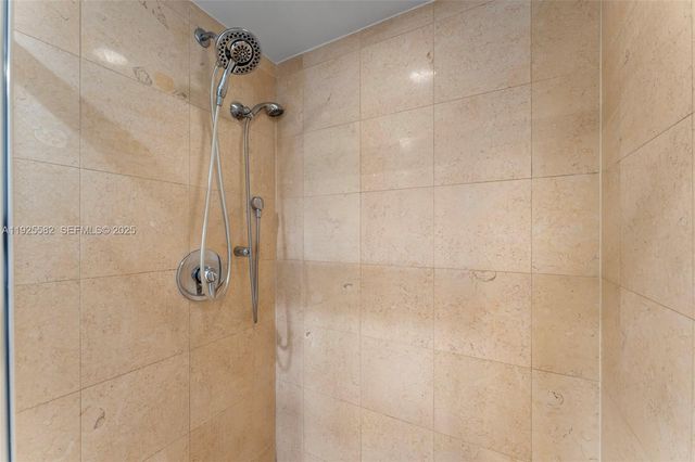 1830 S Ocean Dr 1612, Hallandale Beach, FL 33009